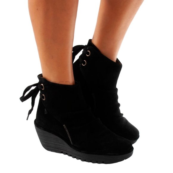 new balance minimus trail